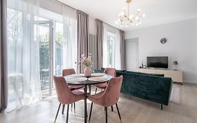Brand New Apartment With Terrace Near The Sea
